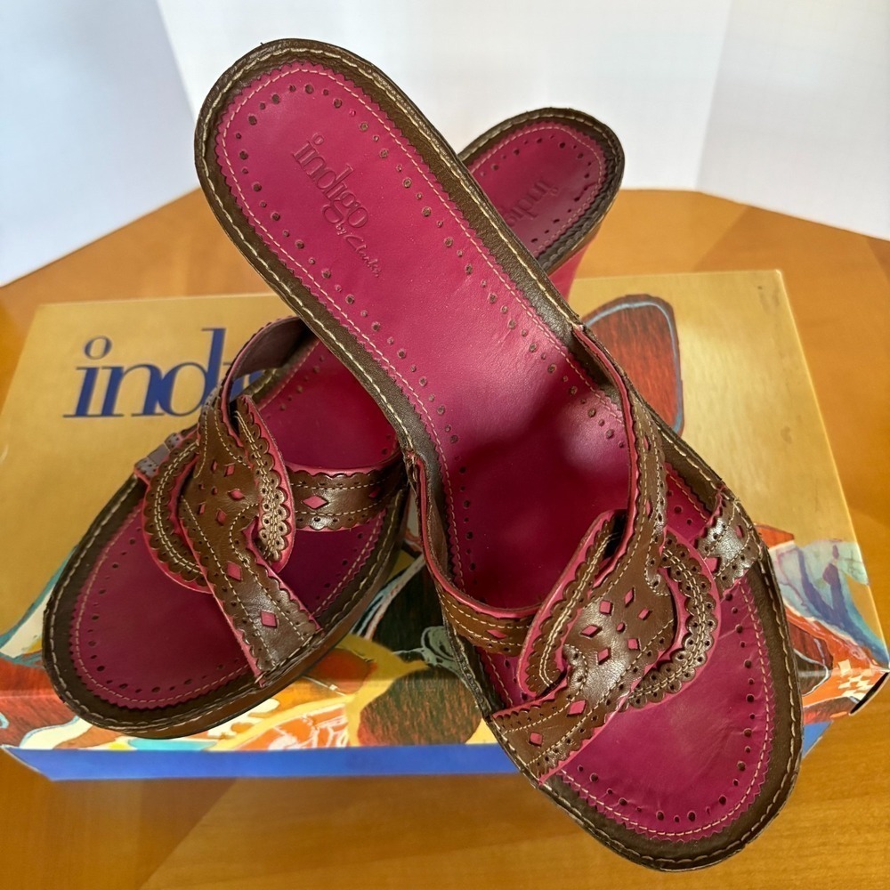 Indigo by Clarks Boelyn Earth Wedge Sandals Brown Pink Leather Women 8M Studded - Picture 2 of 16